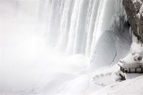 Winter Niagara Falls 5435625 Stock Photo at Vecteezy