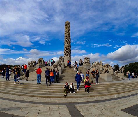 The monolith. Vigeland sculpture park. Oslo. | Trine Syvertsen | Flickr