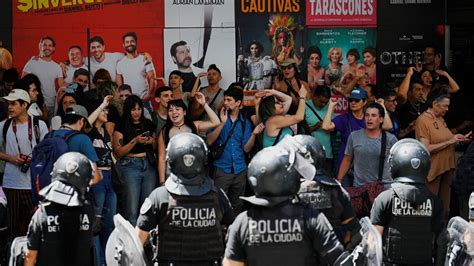 Argentina: call for a general strike on January 24 against the Milea ...