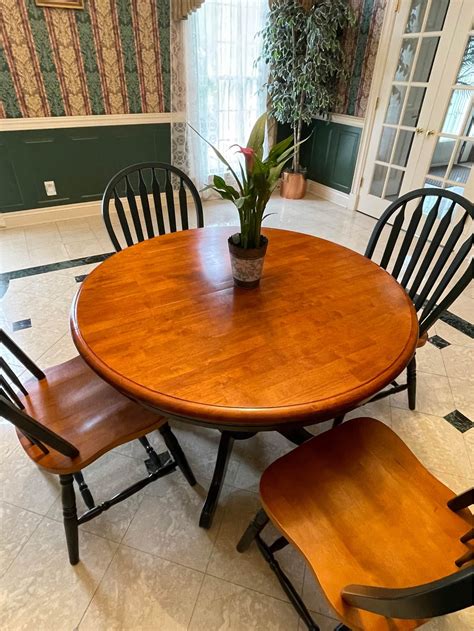 Round Solid Wood Dining Table With Chairs - Dining Tables - Poland, Ohio | Facebook Marketplace