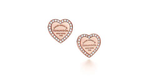 Return to Tiffany® mini heart earrings in 18k rose gold with diamonds. | Tiffany & Co.