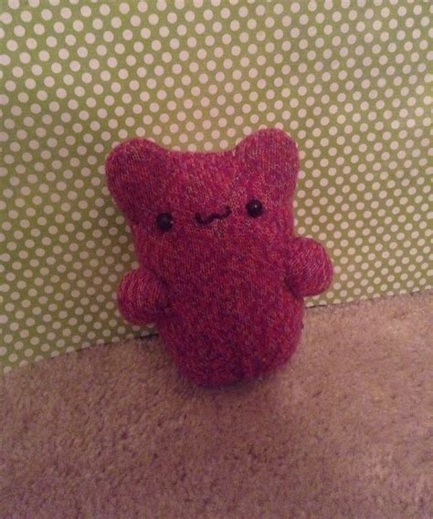 Incredibly Easy Sock Plushie : 12 Steps - Instructables