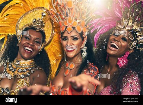 Brazilian woman from samba dance hi-res stock photography and images - Alamy