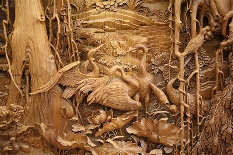 The Fine Detail of Traditional Chinese Dongyang Wood Carving | FreeYork