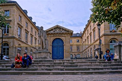 Collège de France | The Collège de France, founded in 1530, … | Flickr