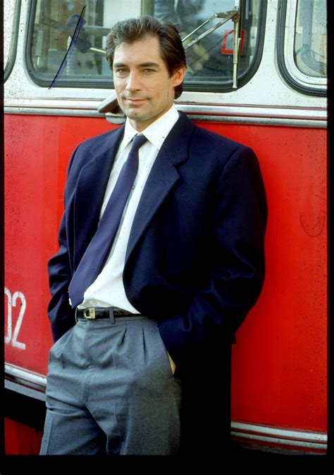 These Behind-the-Scenes Photos Show James Bond as You Rarely See Him | Timothy dalton, Bond ...