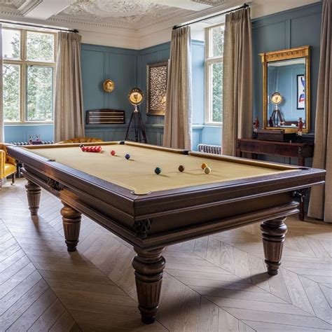 Traditional Pool or Snooker Table – Luxury Pool Tables