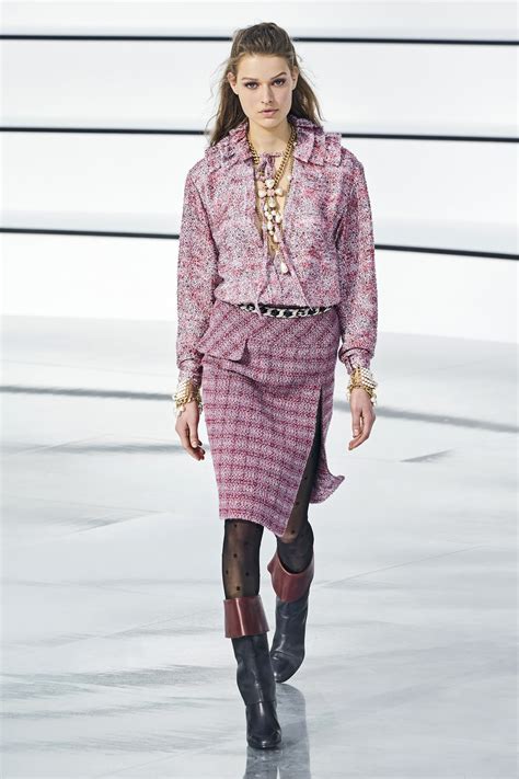 Chanel Fall 2020 Fashion Show | The Impression