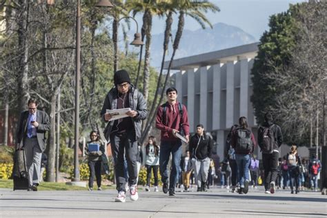 Cal State L.A. plan to raise admissions standards faces pushback from ...