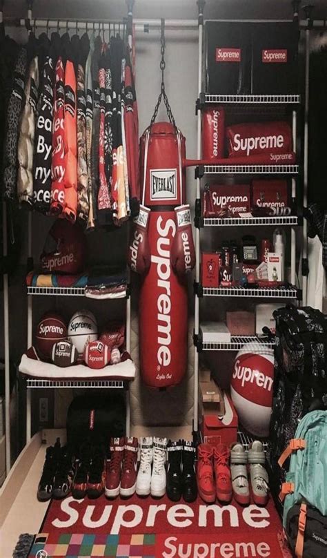 Supreme Hypebeast Wallpaper HD APK for Android Download