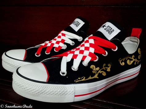 Customized Chuck Taylors | Chuck taylors, Chucks converse, Cute shoes