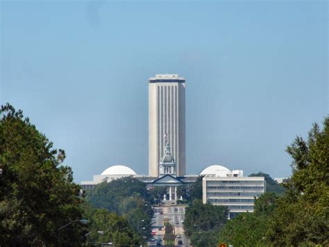 Tallahassee Phallic Capitol Building | MyConfinedSpace