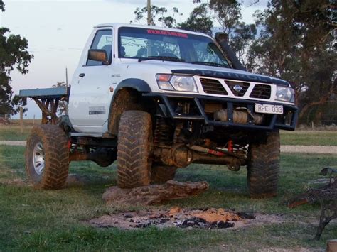 Nissan Patrol 4x4 Ute: Photos, Reviews, News, Specs, Buy car