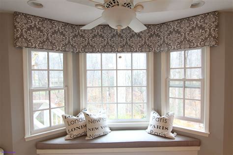 Bay Window Valance #homedecoration #homedecorations #homedecorationideas #homede… | Window ...