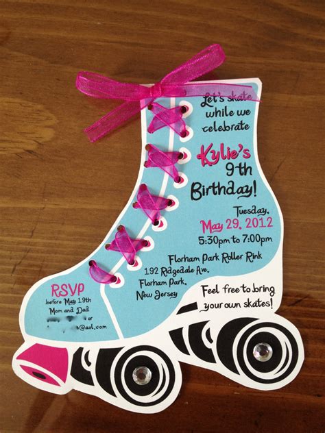 Dinywageman: Roller Skate Birthday Invitations