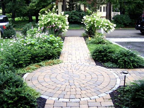 Front Yard Walkway Ideas: 15 Ways To Enhance Your Home | Storables