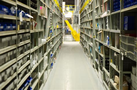 6 Reasons Your Warehouse Needs Industrial Steel Shelving - Greystone ...