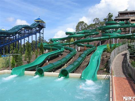 River Rapids | Water slide at Wet'n'Wild Gold Coast | Parkz - Theme Parks