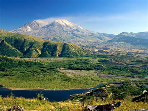 Desktop Wallpapers » Natural Backgrounds » Mount St. Helens, Washington » www.desktopdress.com