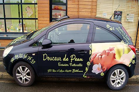 Mettre de la publicité sur voiture? C'est jusque 250 euros par mois!