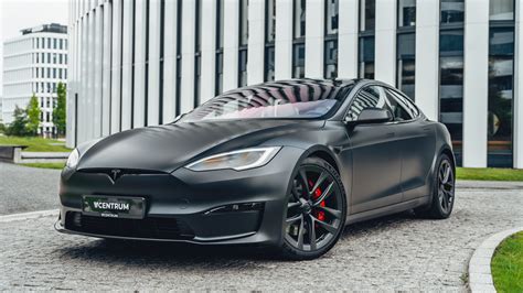 Tesla Model S Plaid | VCentrum