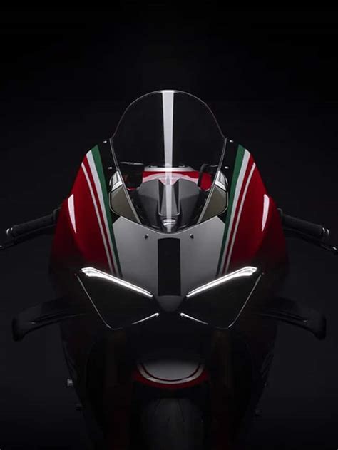 Ducati Panigale V4 SP2 30° Anniversario 916 breaks cover - auto News ...