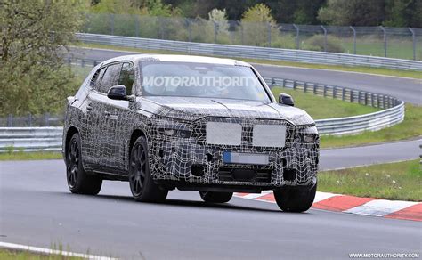 2023 BMW X8 spy shots: Flagship crossover in the works