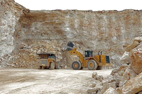 CEMEX Quarries Among Top 3 Crushed Stone Producers| Concrete Construction Magazine