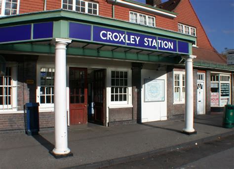 Croxley Station - Sewell & Gardner