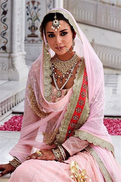 Pin on the wedding | Indian bridal fashion, Indian fashion, Indian bridal