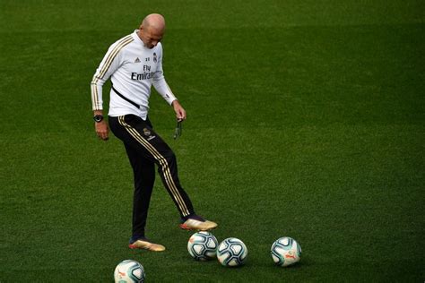 Zidane used to show players how it was done in training - Football España