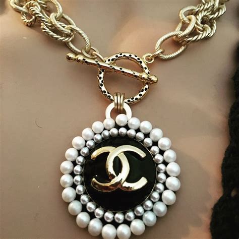 CC Statement | French inspired jewelry, Chanel necklace, Chanel jewelry