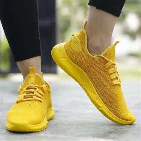 Vigglo Fashion Sports Wear Men Yellow Sport Shoes, Size: 6 - 10 at Rs ...