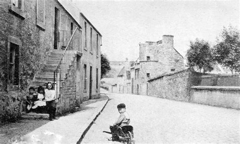 Tour Scotland Photographs: Old Photograph Hardgate Street Haddington Scotland