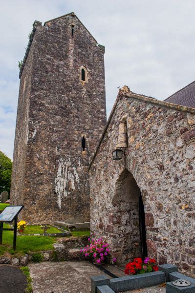 Llangennith, St Ceyndd Church, Gower - History, Travel, and accommodation information