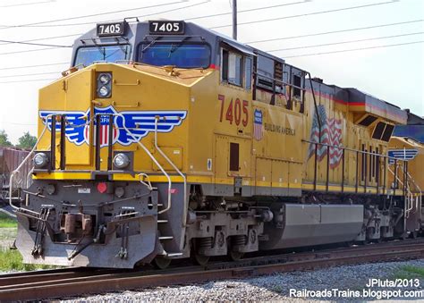 RAILROAD Freight Train Locomotive Engine EMD GE Boxcar BNSF,CSX,FEC,Norfolk Southern,UP,CN,CP ...