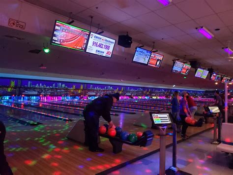 COUNTRY CLUB LANES - 209 Photos & 279 Reviews - 2600 Watt Ave, Sacramento, CA - Yelp