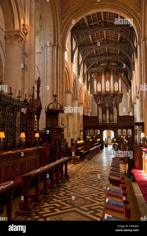 Christ Church college cathedral interior Oxford University Oxfordshire ...