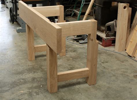 Building Woodworking Workbench