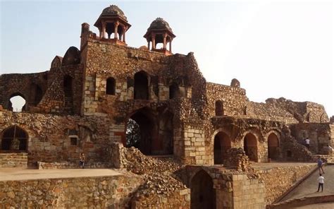 Purana Qila --- Architecture, Timings, Location, How to Reach | Delhi ...