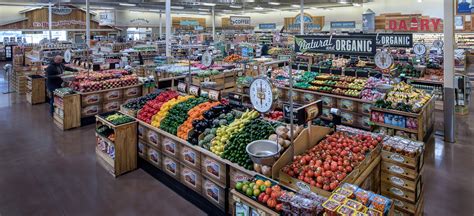 Sprouts Farmers Market // BRR Architecture