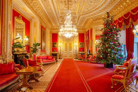 Windsor Castle Christmas: See Holiday Decorations in Royal Residence