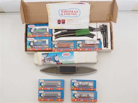 Lot 445 - A group of HORNBY OO gauge 'Thomas & Friends'