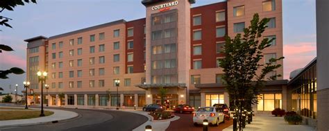 Muncie, Indiana, Hotel near Ball State University | Courtyard