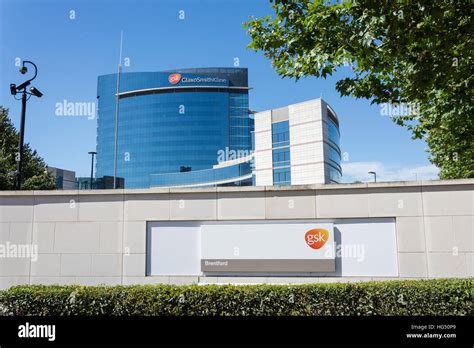 Gsk brentford hi-res stock photography and images - Alamy