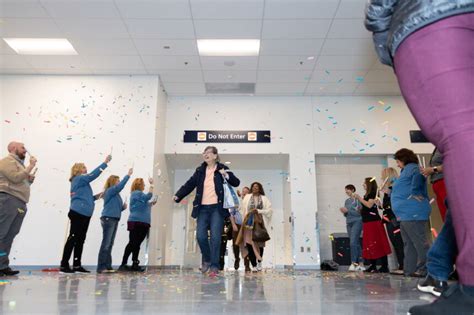 New terminal at Columbia Regional Airport has first full day of flights - ABC17NEWS