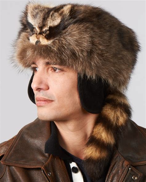 Raccoon Fur Coonskin Cap with Face: FurHatWorld.com