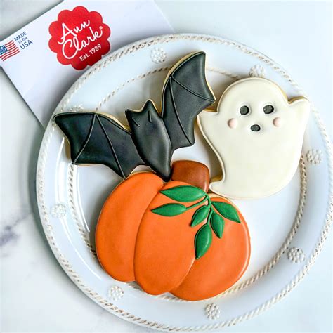 Halloween Cookie Cutters 3-Piece Set Made in USA by Ann Clark - Walmart.com