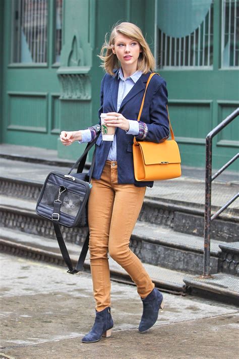 Pin by Ali D. on Taylor Swift :) | Taylor swift street style, Preppy ...