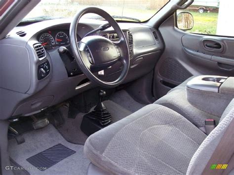 1999 Ford F150 XLT Extended Cab 4x4 interior Photo #40737059 | GTCarLot.com